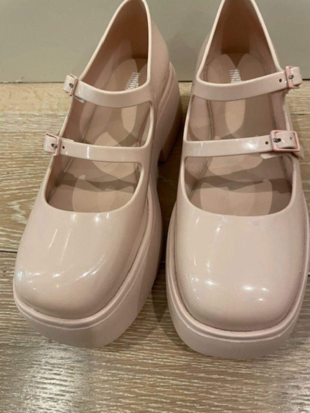 MELISSA- FARAH PLATFORM MARY JANES IN PASTEL BUBBLEGUM PINK SIZE 6-NWOT